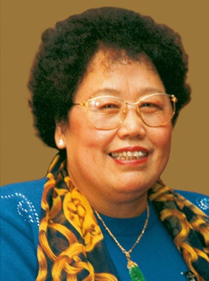 陈丽华前夫是谁？陈丽华发家史揭秘