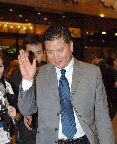 万梓良是不是黑社会?万梓良在香港地位高吗