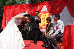 结婚为什么要磕头?大磕头的正确方法