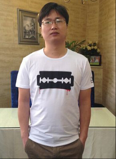 万晓利和李志有什么梗?万晓利织毛衣是什么梗