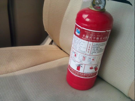 交警是否查车用灭火器?汽车没灭火器罚多少?