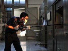 火葬场晚上有人值班有人住吗?去火葬场送人有什么忌讳