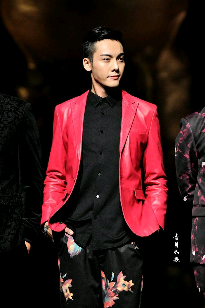 陈伟霆冷落赵丽颖真相,卓伟是如何说赵丽颖人