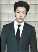 李东海为什么叫李东核?李东海机场腿合不上括号腿照片