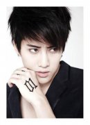 mike在中餐厅唱的是什么歌?他在泰国算是几线为什么来中国发展