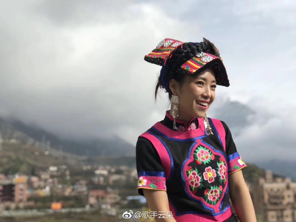 云朵为什么不嫁刀郎，刀郎为什么不要云朵了？_江都在线