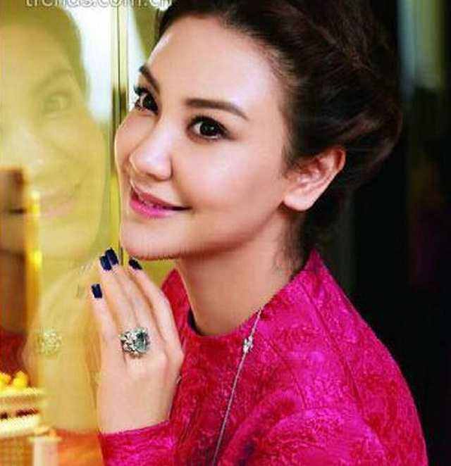 张婉如几几年出生多大了,张婉如泼墨门是怎么回事?_江都在线