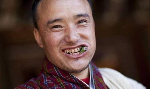 槟榔吃多了的人的照片,男人槟榔吃多了会杀精吗?