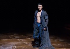 胡军为什么叫胡狗哨,胡军是模特出身的吗?