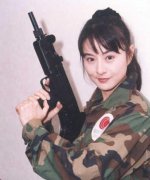 李赛凤年轻的时候好美照片,她年轻时泳装照身材超好