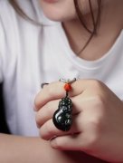 貔貅认主人的步骤是怎样的,怎么知道貔貅是否已经认主