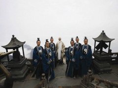 为什么宁打和尚不骂道士,为什么道士多孤寡贫?