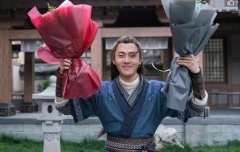 《有翡》杨瑾喜欢谁?他和李妍是一对吗?