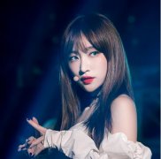 HaNi为什么腿上老带个圈,她为什么退团?