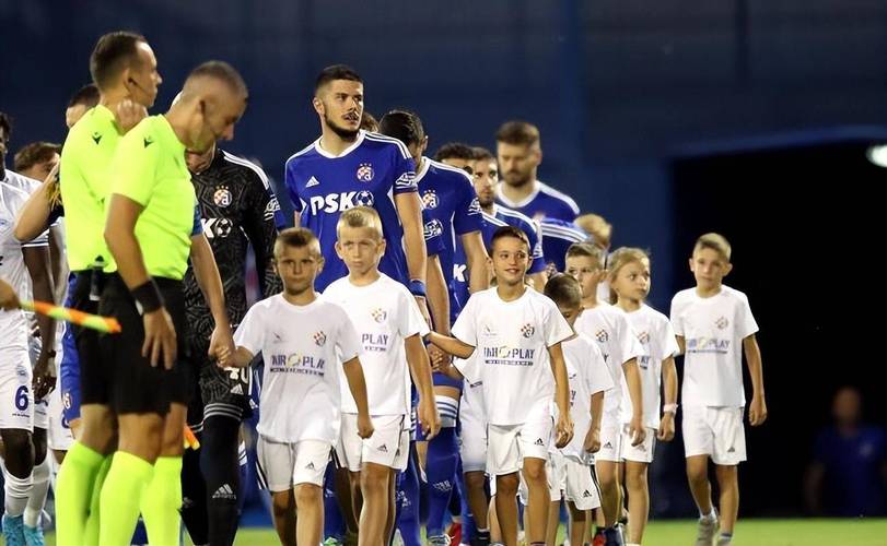 <strong>ŷ��U19����(ŷ��u19)</strong>