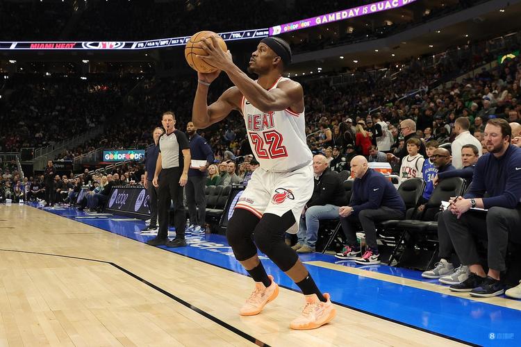 nba����ֱ����(��ô��nbaֱ��)