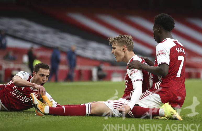 <strong>Ӣֱ(ôӢֱ)</strong>