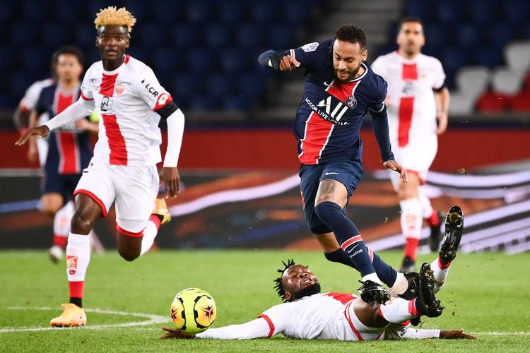 <strong>ֱ(ֱ)</strong>