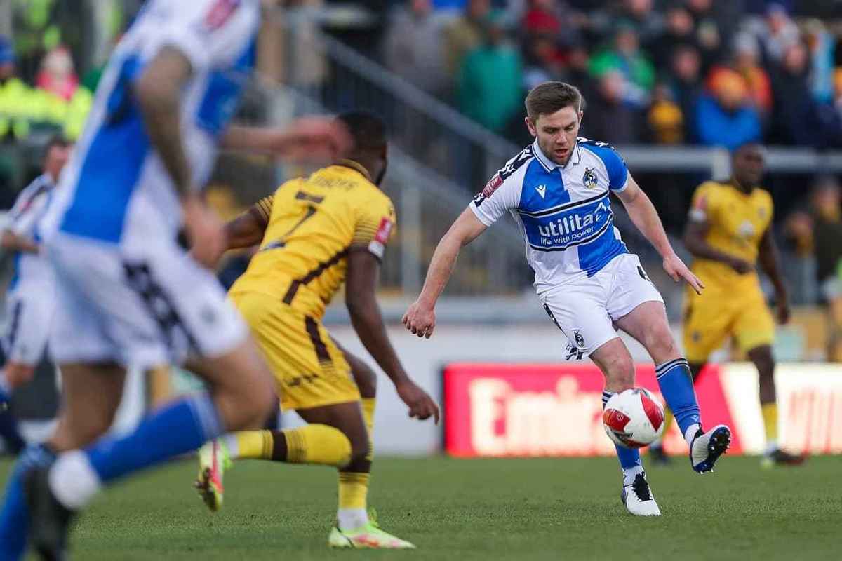 Ӣ˹Թ˹ֱ(˹ƶvs˹)