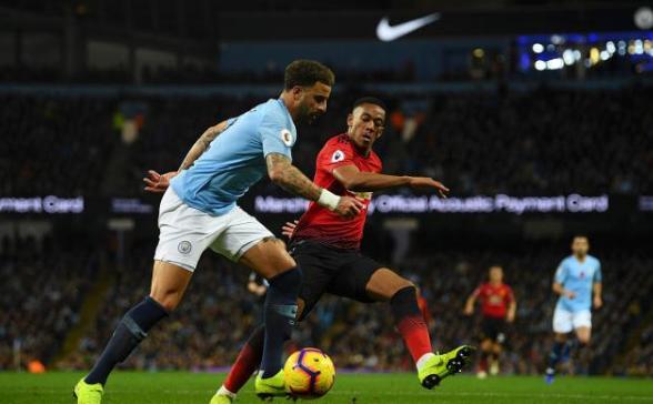 Ӣ㶫Ƶֱô(㶫ƵӢֱ)