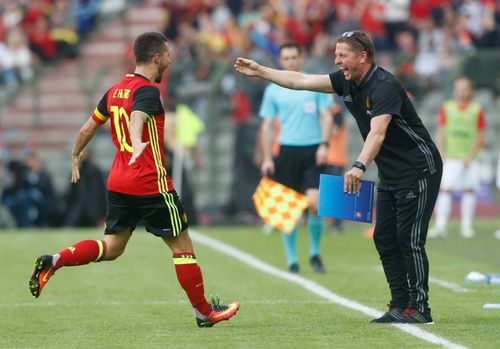 2001ŷޱֱ(2001ŷ޳ս)